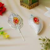 Load image into Gallery viewer, Webelkart Decorative Designer Silver Kumkum Box With Leaf And Red Velvet,Roli|Chawal|Chandan|Haldi|Kumkum Puja Box|Sindoor Box- Diwali Gift Item,Roli Chawal (5&quot; Inches)