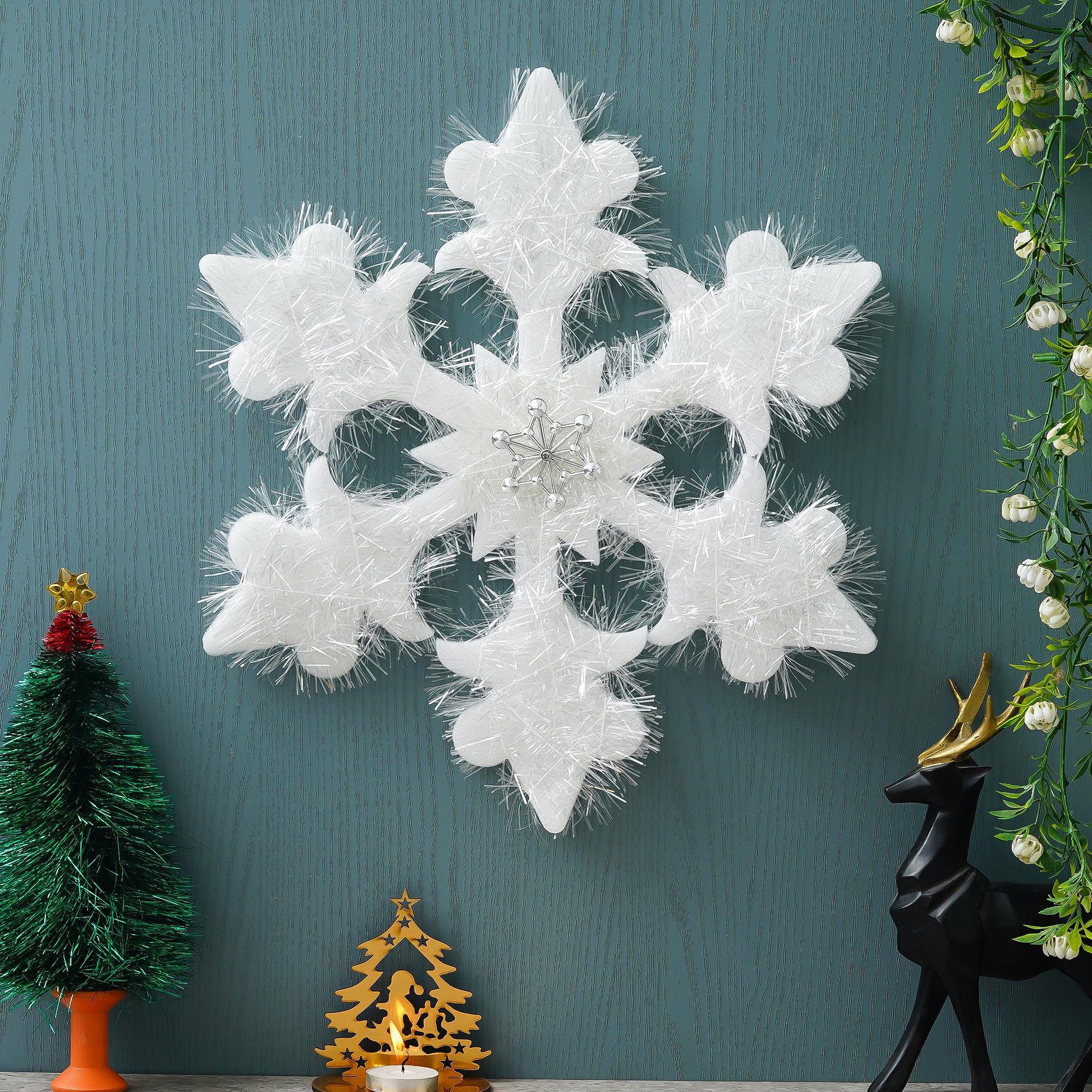 Webelkart Premium Chriatmas Snowflakes Christmas Tree Hangings
