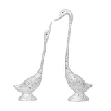 गैलरी व्यूवर में इमेज लोड करें, JaipurCrafts Pair of Kissing Duck Showpiece| White Metal Silver Plated Pair of Swan Statue Showpiece| Handicraft Animal Figure Antique Gift Items-Big Size (Silver- 19 in)