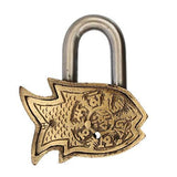 गैलरी व्यूवर में इमेज लोड करें, JaipurCrafts Handmade Old Vintage Style Antique Fish Shape Brass Security Lock with 2 Keys|Home Temple Office